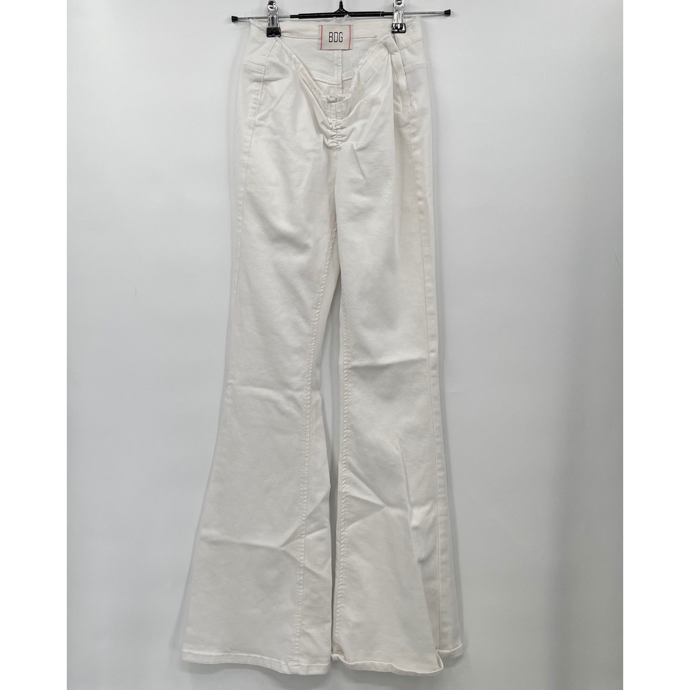 BDG Urban Outfitters White High Waisted Flare Jeans Raw Hem Size 25